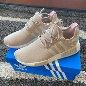 Adidas NMD R1 Women’s Shoe